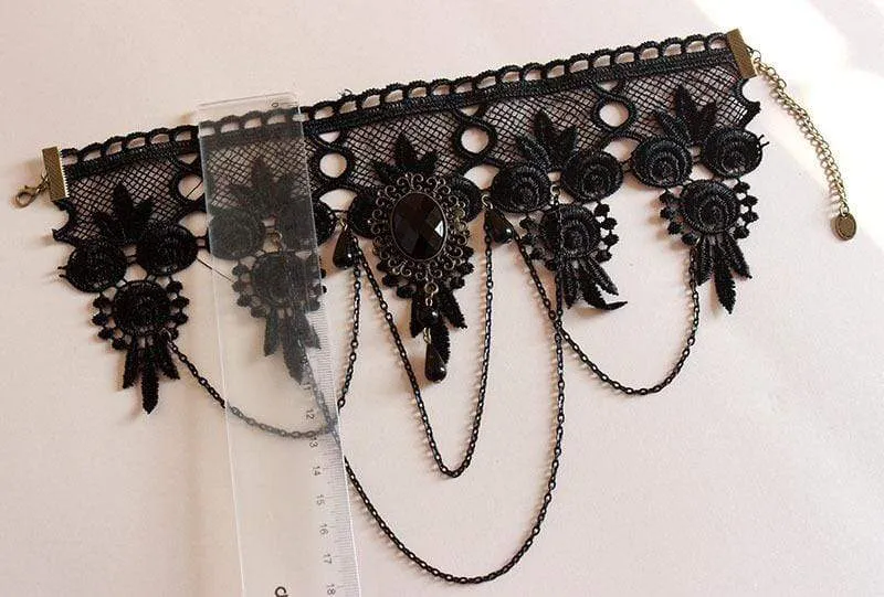 Black Lace Short Collar Choker