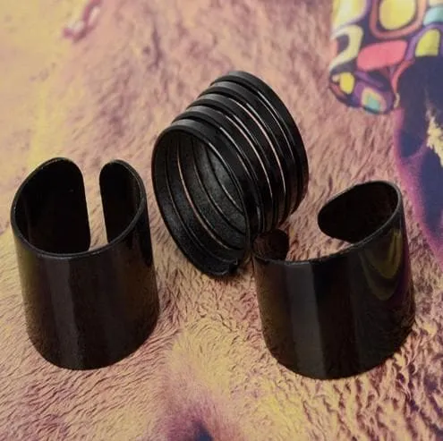 Black Midi Rings