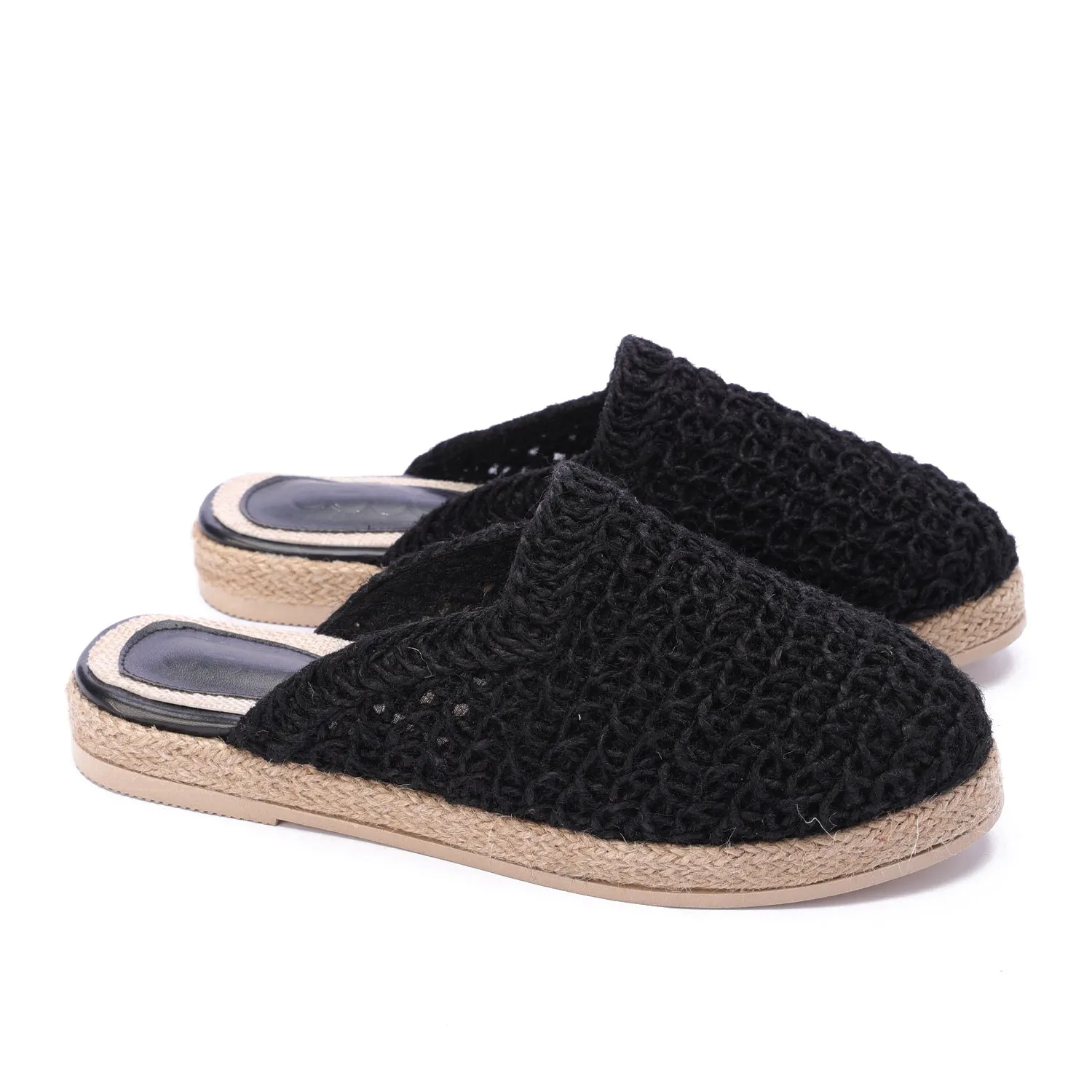 Flat Sole Slip-On Clogs-Black